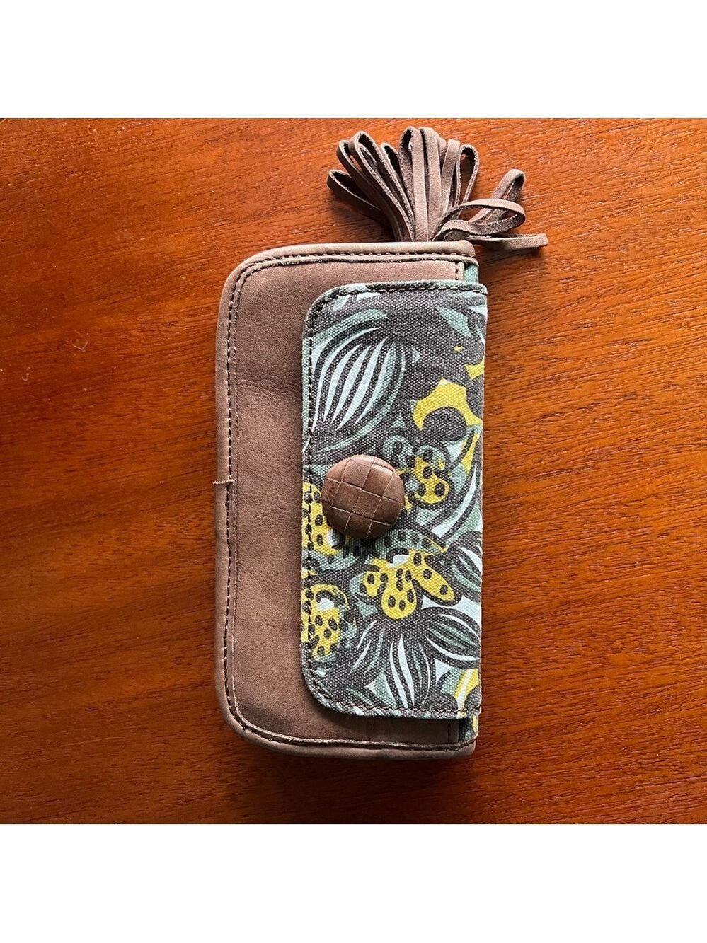 Lucky Penny Anthropologie Wallet Tan Brown